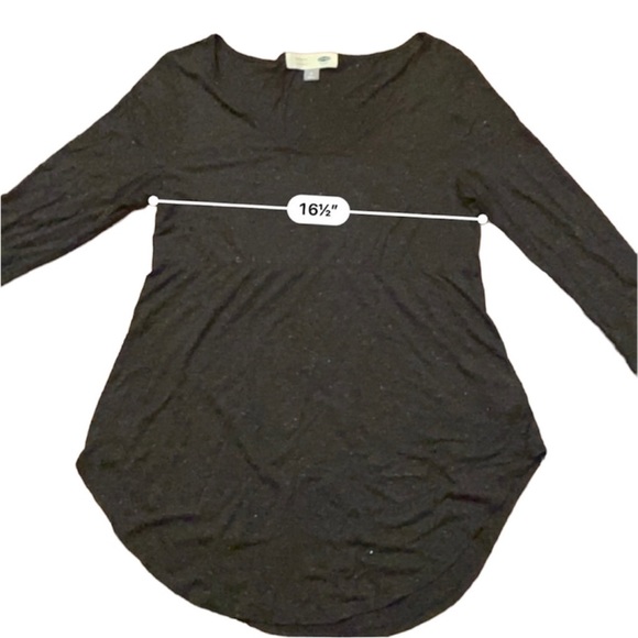 Old Navy charcoal gray maternity scoop neck long sleeved top with silver threads - Picture 6 of 11